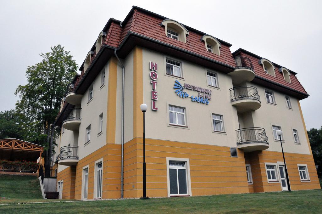 Zdrojowy Sanus Hotel Swieradow-Zdroj Exterior photo